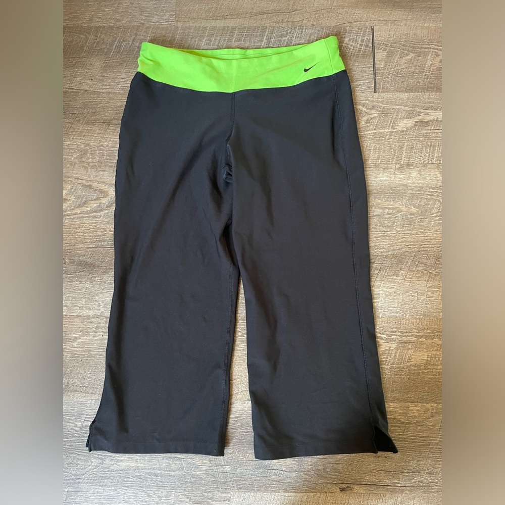 Women’s Nike Wide Leg Workout Leggings ( Large )